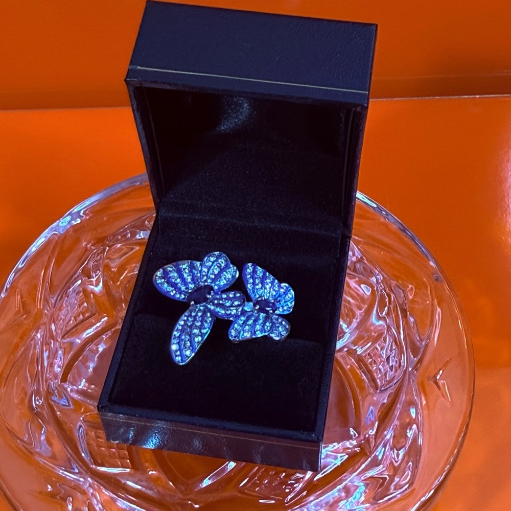 Elegant Blue Butterfly Ring